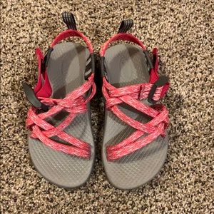 Girl’s Chaco sandals